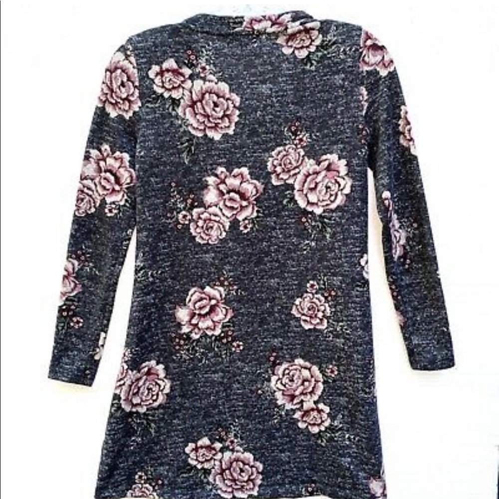 About A Girl Women's Dress
Color: Gray w/pink Floral - Picture 6 of 6